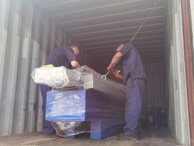 Embalaje y transporte de la perfiladora de estructura de acero